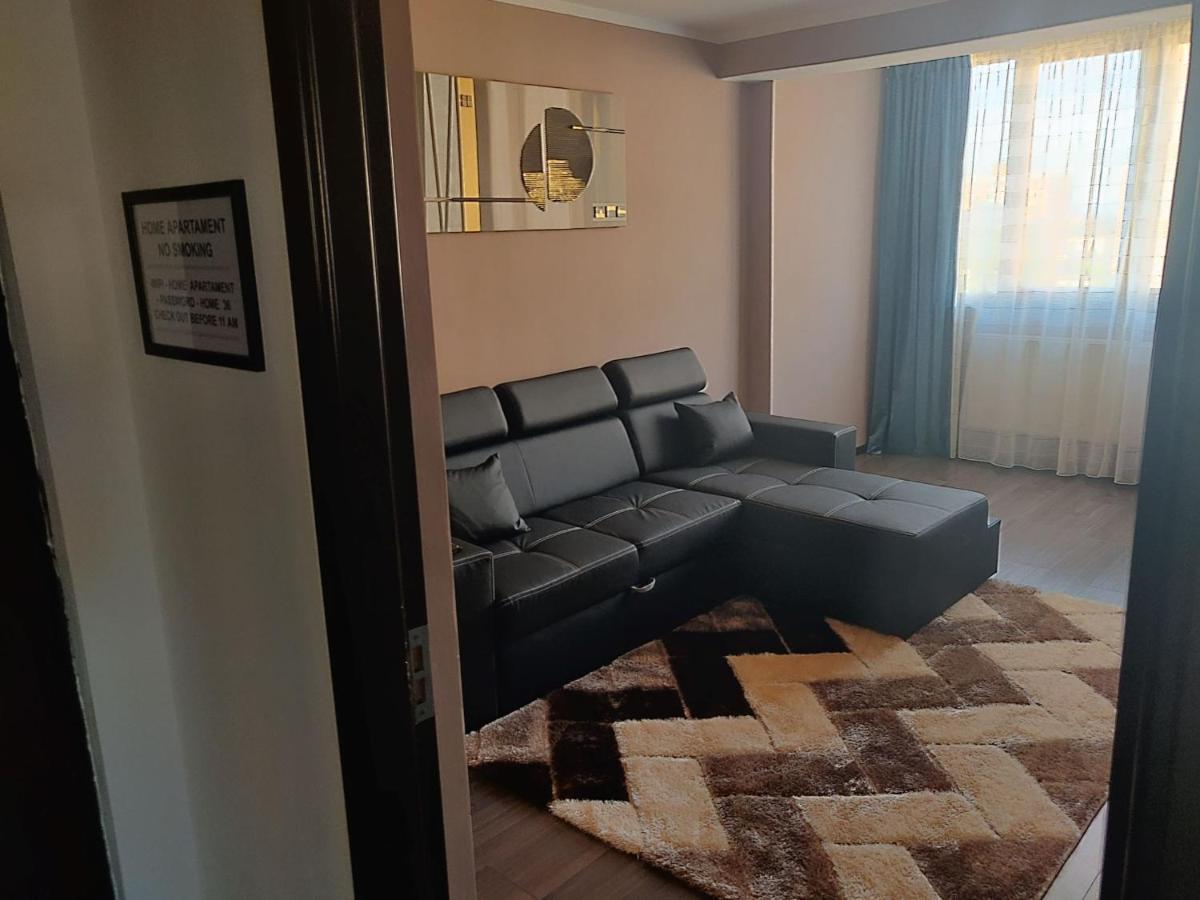 Home Apartament Brasov Bagian luar foto