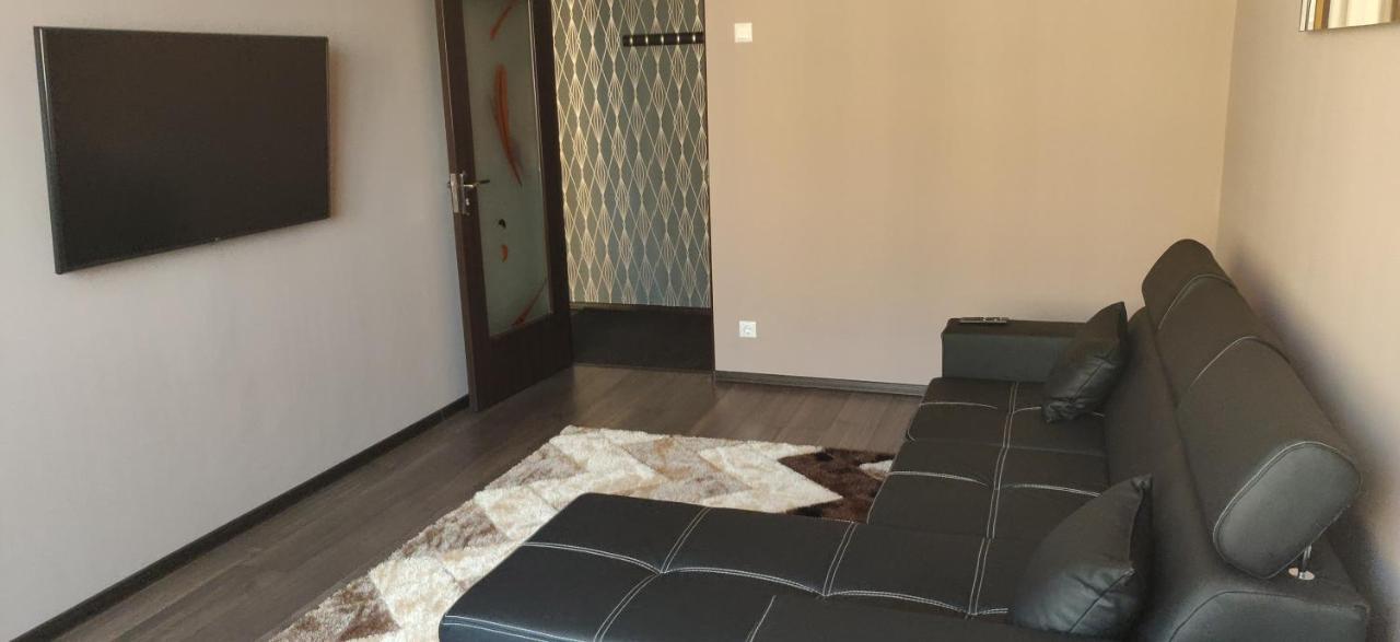 Home Apartament Brasov Bagian luar foto